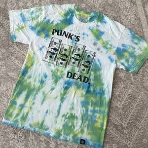 Punks Dead Tshirt - tie dye
